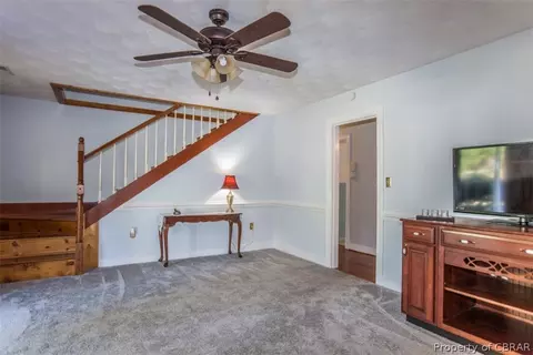 6893 Belroi Rd, Gloucester, VA 23061 photo 4
