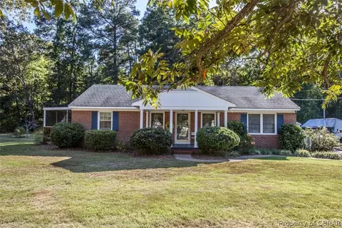 6893 Belroi Rd, Gloucester, VA 23061 photo 1