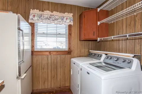 6893 Belroi Rd, Gloucester, VA 23061 photo 12