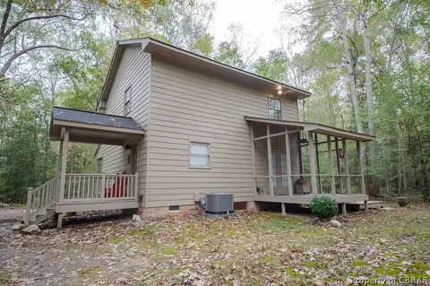 8162 Palmetto Rd, Gloucester, VA 23061 photo 38