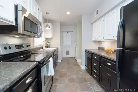 8162 Palmetto Rd, Gloucester, VA 23061 photo 10