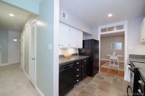 8162 Palmetto Rd, Gloucester, VA 23061 photo 3