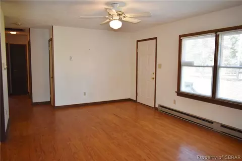 8190 Riverview Dr, Gloucester, VA 23061 photo 10