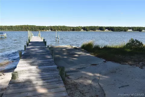 8190 Riverview Dr, Gloucester, VA 23061 photo 21
