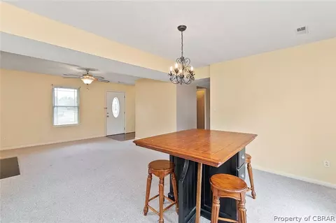 6775 Magnolia Dr, Gloucester, VA 23061 photo 8