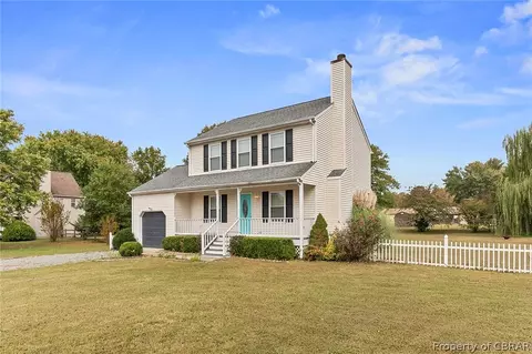 6775 Magnolia Dr, Gloucester, VA 23061 photo 4