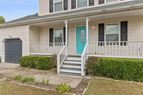 6775 Magnolia Dr, Gloucester, VA 23061 photo 5