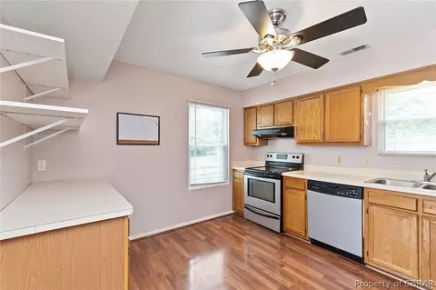 6775 Magnolia Dr, Gloucester, VA 23061 photo 11
