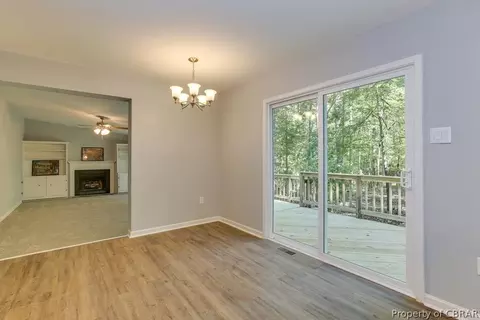 136 Beechwood Dr, Weems, VA 22576 photo 10