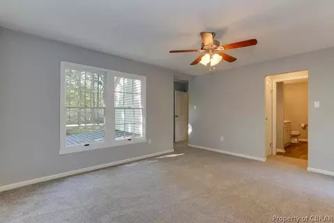 136 Beechwood Dr, Weems, VA 22576 photo 14