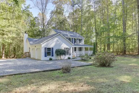 136 Beechwood Dr, Weems, VA 22576 photo 23