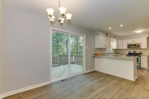 136 Beechwood Dr, Weems, VA 22576 photo 12