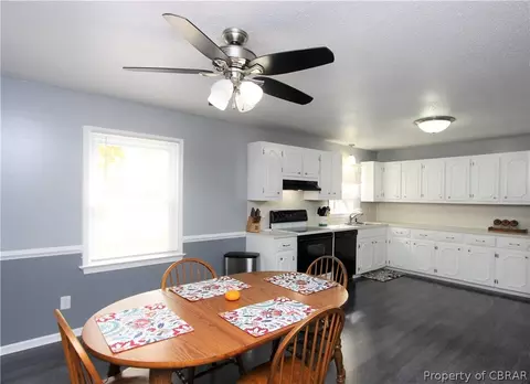 7799 Ark Rd, Gloucester, VA 23061 photo 8