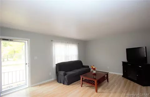 7799 Ark Rd, Gloucester, VA 23061 photo 3