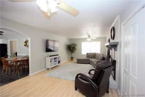 7799 Ark Rd, Gloucester, VA 23061 photo 12