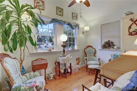 8263 Mobjack Ln, Hayes, VA 23072 photo 16