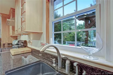 8263 Mobjack Ln, Hayes, VA 23072 photo 25