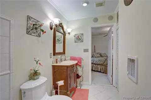 8263 Mobjack Ln, Hayes, VA 23072 photo 38