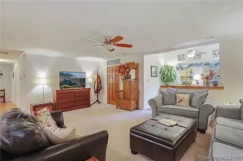 8263 Mobjack Ln, Hayes, VA 23072 photo 13