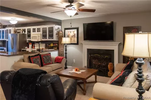 8085 Founders Mill Way, Gloucester, VA 23061 photo 10