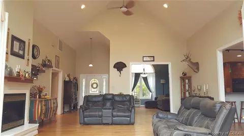 2965 High Point Ln, Gloucester, VA 23061 photo 7