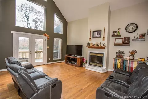 2965 High Point Ln, Gloucester, VA 23061 photo 4