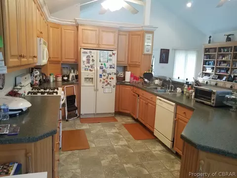 4855 Chestnut Fork Rd, Gloucester, VA 23061 photo 4