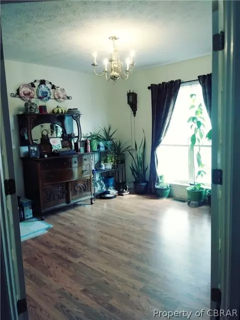 8171 Hamilton Dr, Gloucester, VA 23061 photo 11