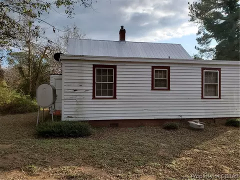 1895 Hill Rd, Gloucester Point, VA 23062 photo 13