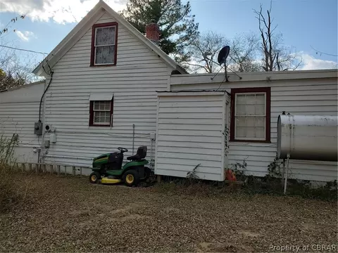 1895 Hill Rd, Gloucester Point, VA 23062 photo 12