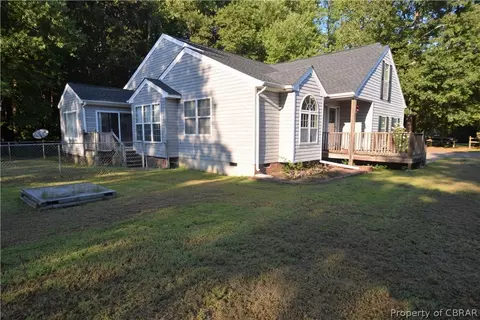 5059 Chestnut Fork Rd, Gloucester, VA 23061 photo 2