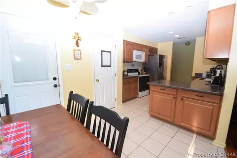 5059 Chestnut Fork Rd, Gloucester, VA 23061 photo 6