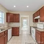 320 Pear, Hampton, VA 23661 photo 22