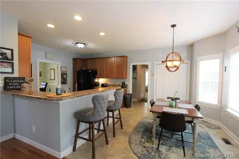 10112 Ryans Way, Gloucester, VA 23061 photo 6