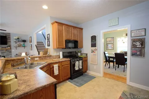 10112 Ryans Way, Gloucester, VA 23061 photo 8