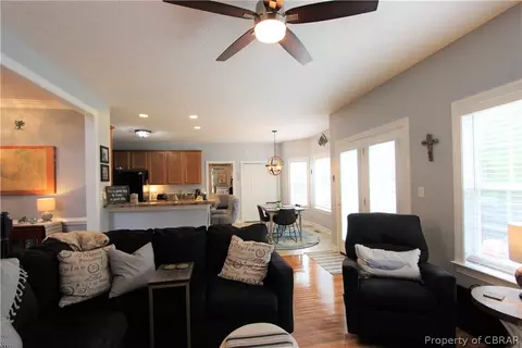 10112 Ryans Way, Gloucester, VA 23061 photo 7
