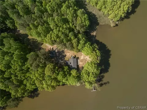 8278 Hell Neck Rd, Gloucester, VA 23061 photo 9