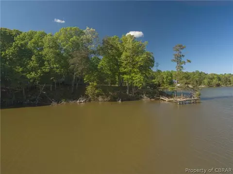 8278 Hell Neck Rd, Gloucester, VA 23061 photo 11