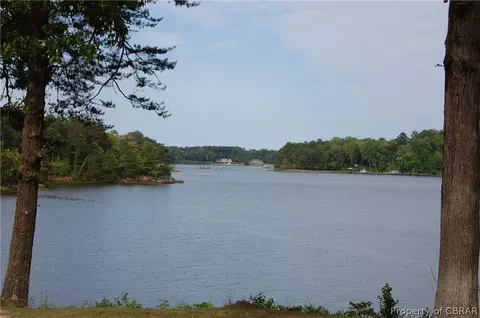 8278 Hell Neck Rd, Gloucester, VA 23061 photo 17