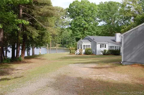 8278 Hell Neck Rd, Gloucester, VA 23061 photo 21