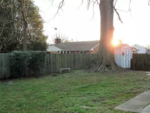 12 George Ct, Hampton, VA 23663 photo 4