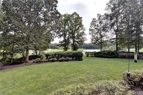 111 Gullane, Williamsburg, VA 23188 photo 2