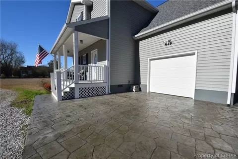 3219 Cappahosic Rd, Gloucester, VA 23061 photo 5