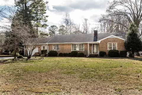 6412 Main St, Gloucester, VA 23061 photo 1