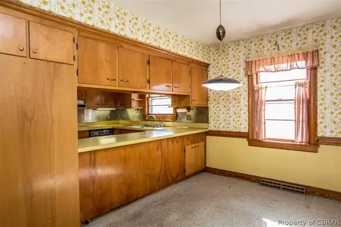 6412 Main St, Gloucester, VA 23061 photo 8