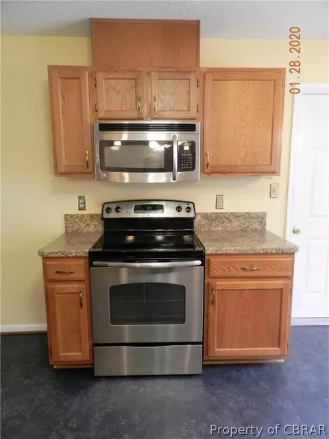 8305 Founders Mill Way, Gloucester, VA 23061 photo 9