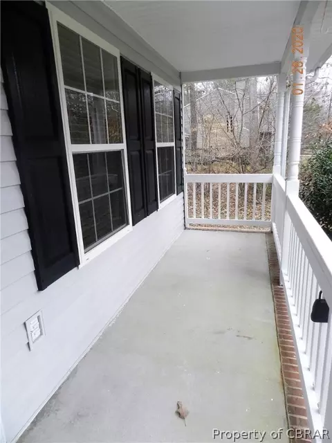 8305 Founders Mill Way, Gloucester, VA 23061 photo 3