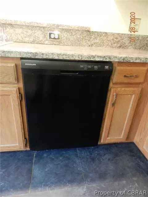 8305 Founders Mill Way, Gloucester, VA 23061 photo 11