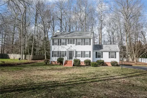 8000 Founders Mill Way, Gloucester, VA 23061 photo 1