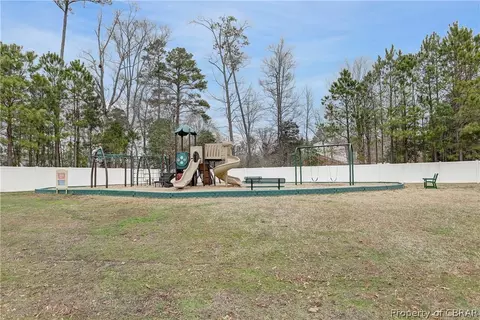 7350 Jeanne Dr, Gloucester, VA 23061 photo 33